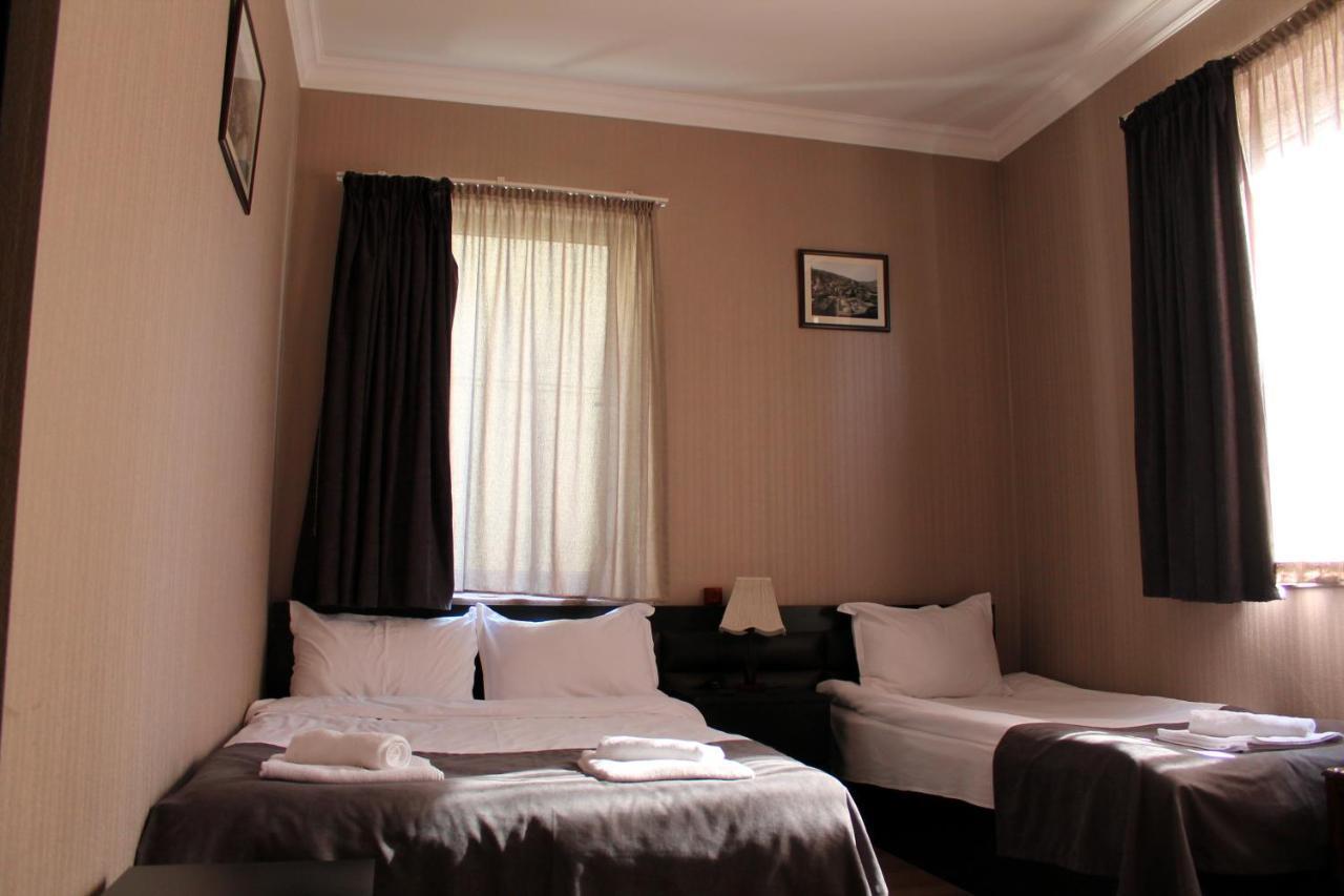 Hotel New Metekhi Tbilisi Exterior foto